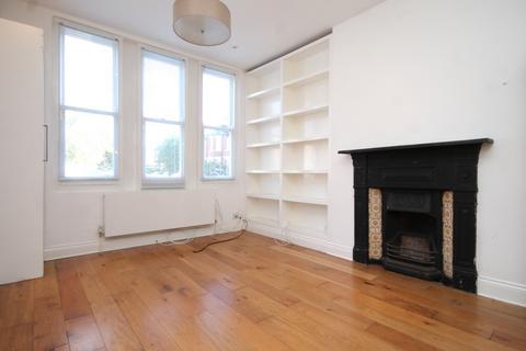 2 bedroom flat to rent, Rathcoole Gardens, Crouch End, N8