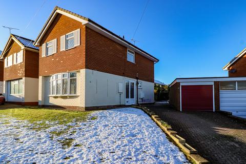 3 bedroom detached house to rent, Chapelmere Close, Sandbach, CW11