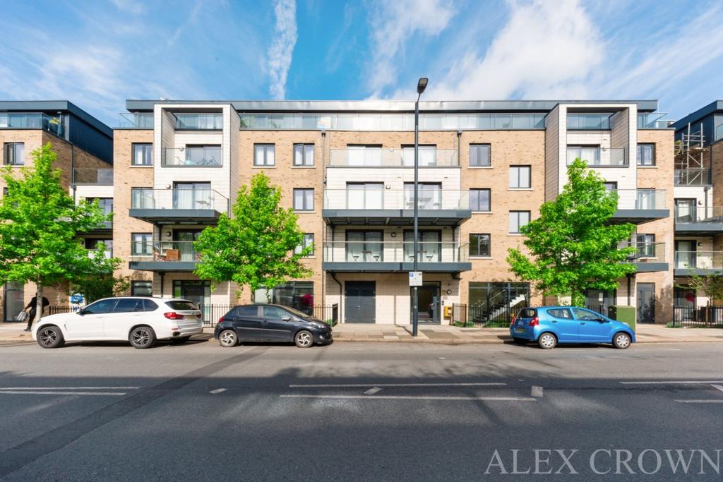 Argo House, Kilburn Park Road, Maida Vale 2 bed apartment £2,800 pcm