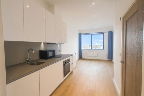 undefined, verona Apartments, Sl1 1yl