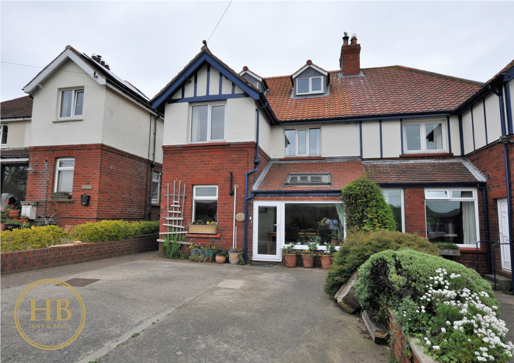 118 Ruswarp Lane, Whitby 5 bed semidetached house £375,000