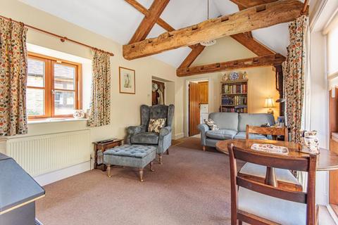 2 bedroom cottage to rent - Shipton-under-Wychwo,  Oxfordshire,  OX7