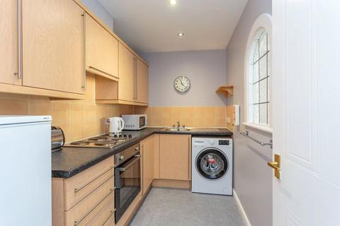 2 bedroom flat to rent, Blandfield, Edinburgh, EH7