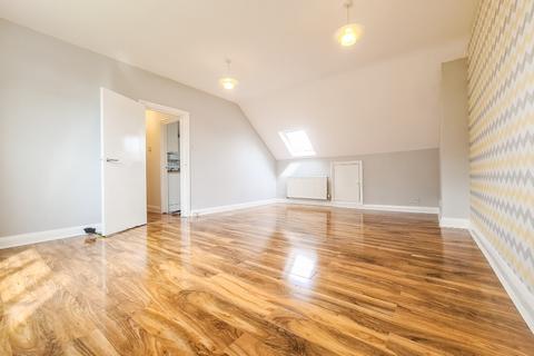 2 bedroom flat to rent, Sunny Gardens Road, Hendon, London, NW4