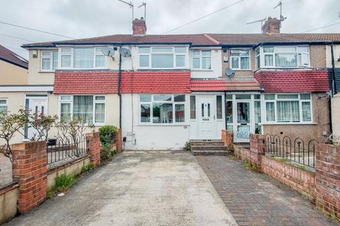 3 bedroom terraced house to rent, Fendyke Road, Belvedere