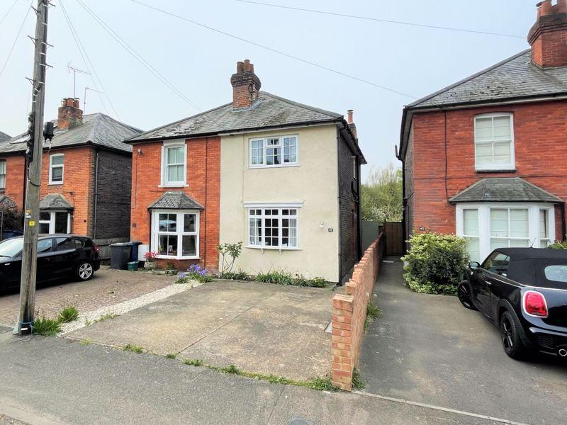 Peperharow Road, Godalming 3 bed semidetached house £625,000