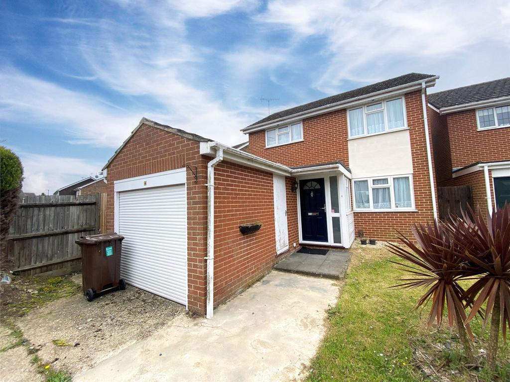 Whitton Close, Lower Earley, Reading... 3 bed detached house £1,850