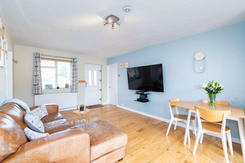 Hazel Grove, Hereford, HR2 7JX 3 bed detached house £325,000