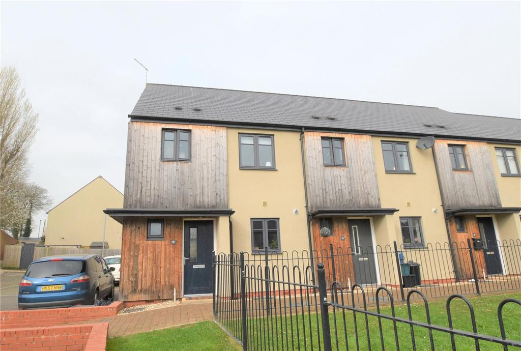 Belmont Way, Tiverton, EX16 3 bed semidetached house £890 pcm (£205 pw)