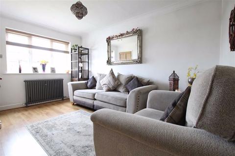 33 Birch Ridge, Flint, CH6 5YR