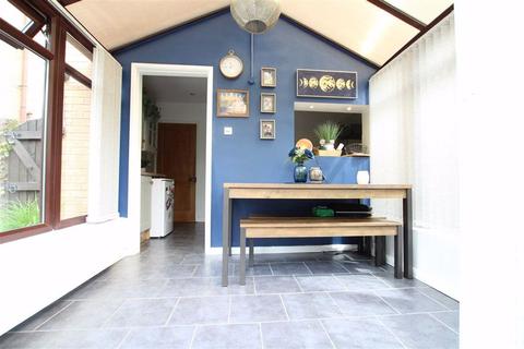 33 Birch Ridge, Flint, CH6 5YR