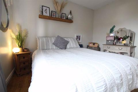 33 Birch Ridge, Flint, CH6 5YR