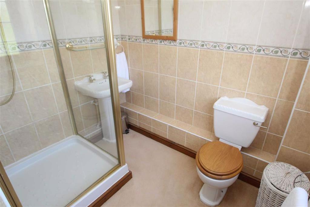 Ensuite bathroom