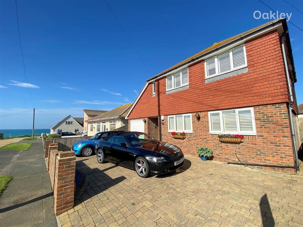 Lincoln Avenue, Peacehaven 4 bed detached house £625,000
