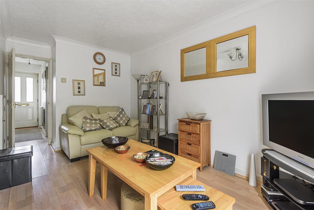 Elm Crescent, Penllergaer, Swansea 2 bed terraced house £139,995