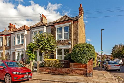 3 bedroom end of terrace house for sale - Bickersteth Road, London