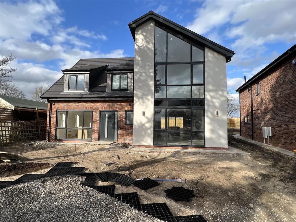 Skegby Lane, Mansfield 4 bed detached house £610,000