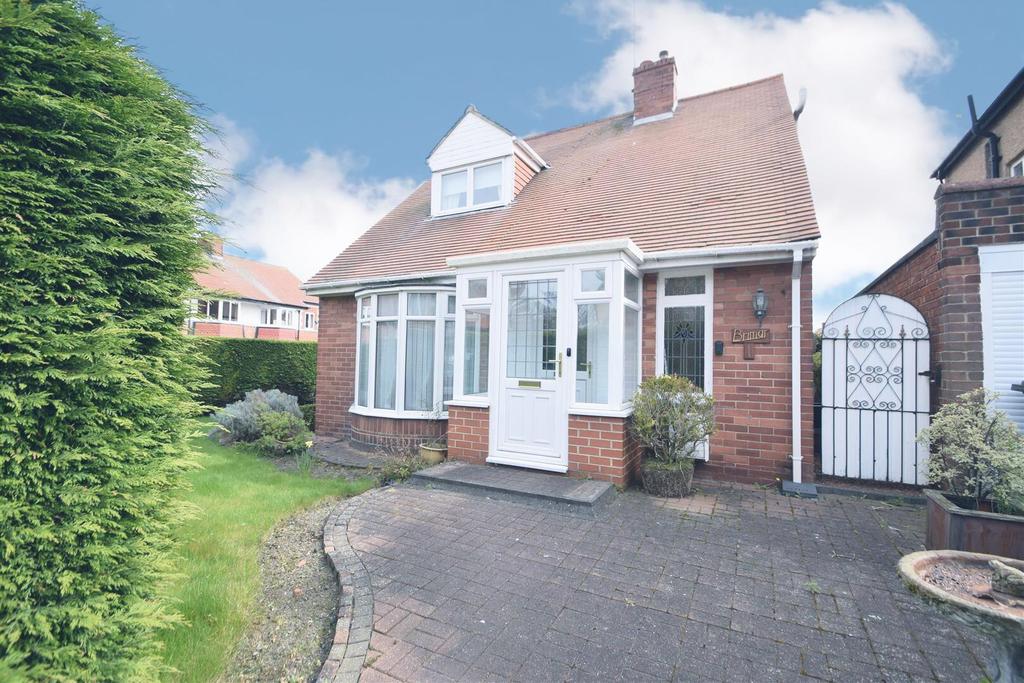 Madeira Avenue, Whitley Bay 2 bed detached bungalow £450,000