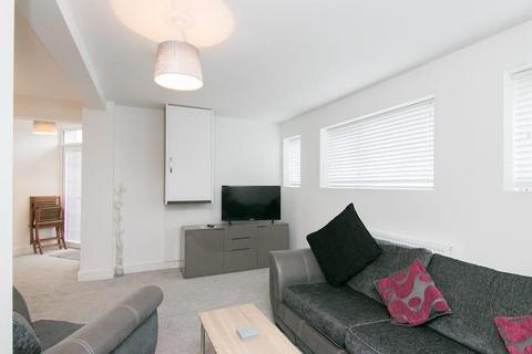 2 bedroom apartment for sale, Village Road, Higher Bebington, Wirral
