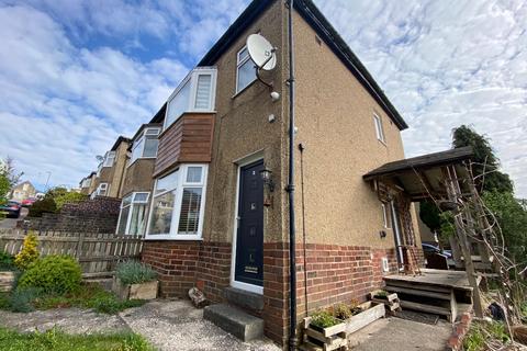 2 bedroom semi-detached house to rent, Edgeware Road, Blackburn