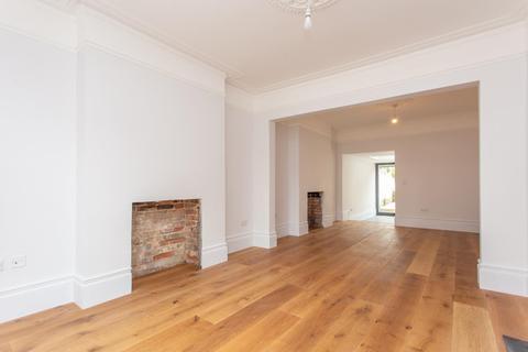 45 Albert Road, Ramsgate, CT11 8DW