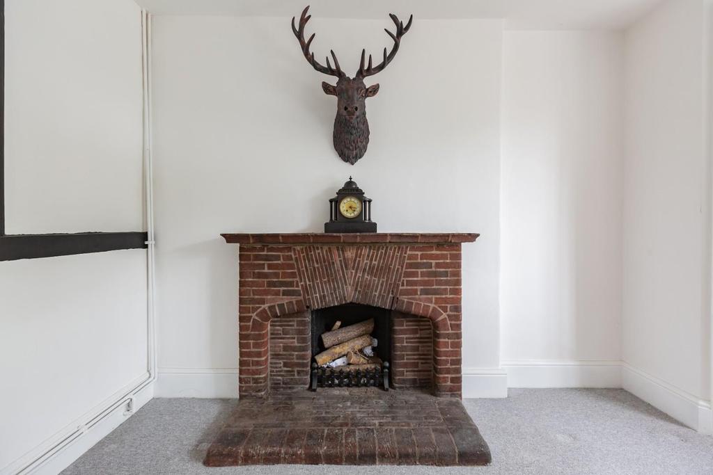 1-Barrow-Hill-House-HR12.jpg