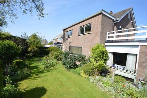 3 Clarkefields, Bayston Hill, Shrewsbury, SY3 0ES