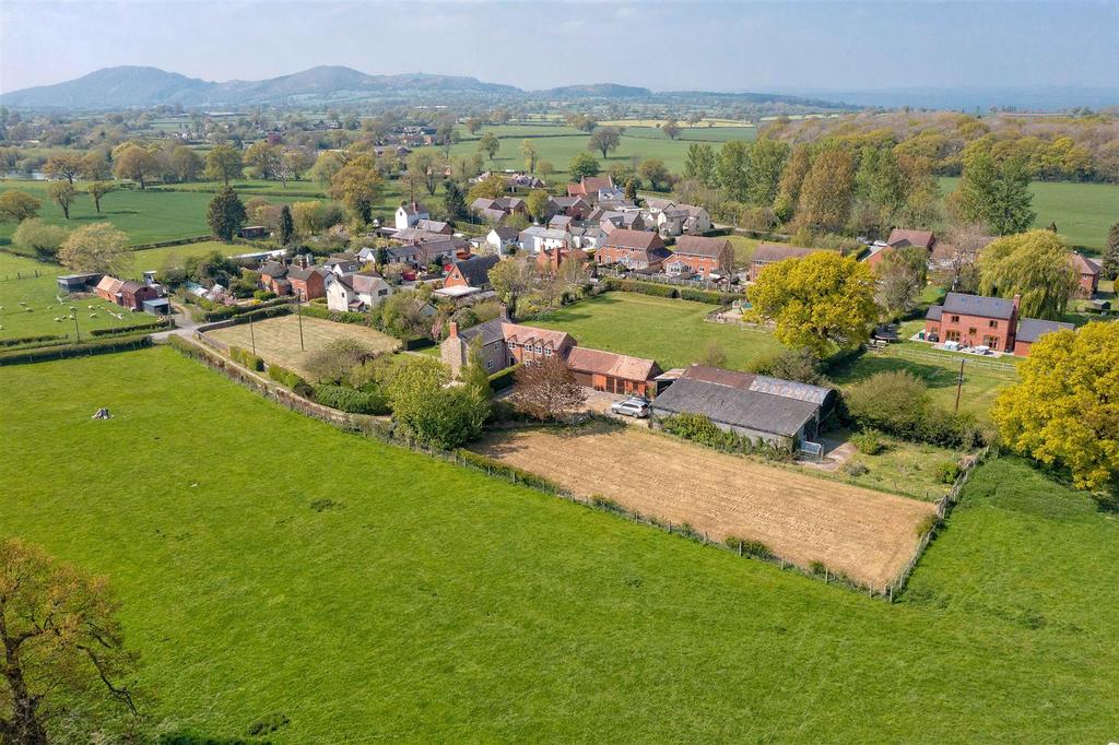 Hill View, Wigmore Lane, Halfway House, Shrewsbury, SY5 9DZ 4 bed detached house £650,000