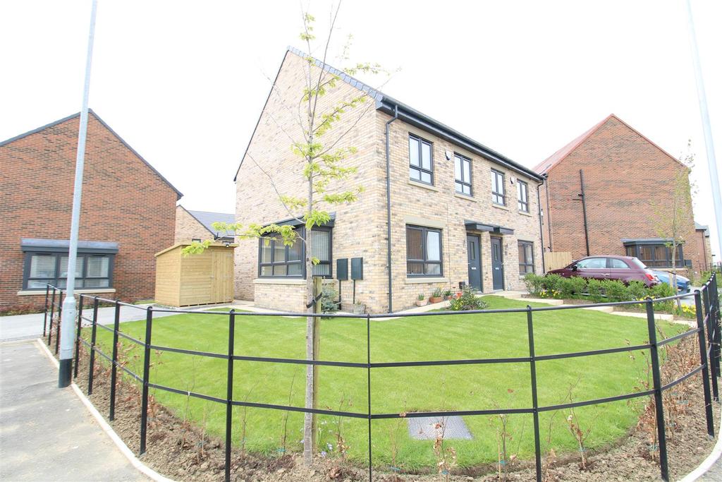 Balderhead Street, West Park, Darlington 3 bed semidetached house £