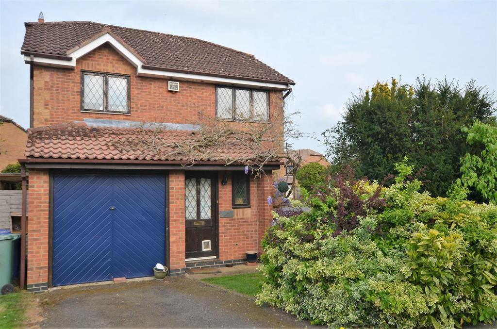 Ravencroft, Bicester 3 bed detached house for sale £350,000