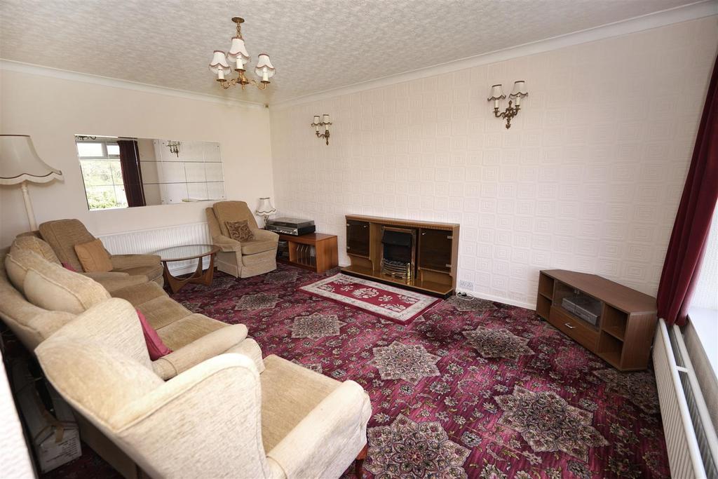 Newland Drive, Over Hulton, Bolton 2 bed detached bungalow £310,000
