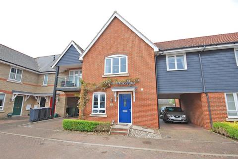 31 Foundry Way, Rayne, Braintree, CM77 6AE