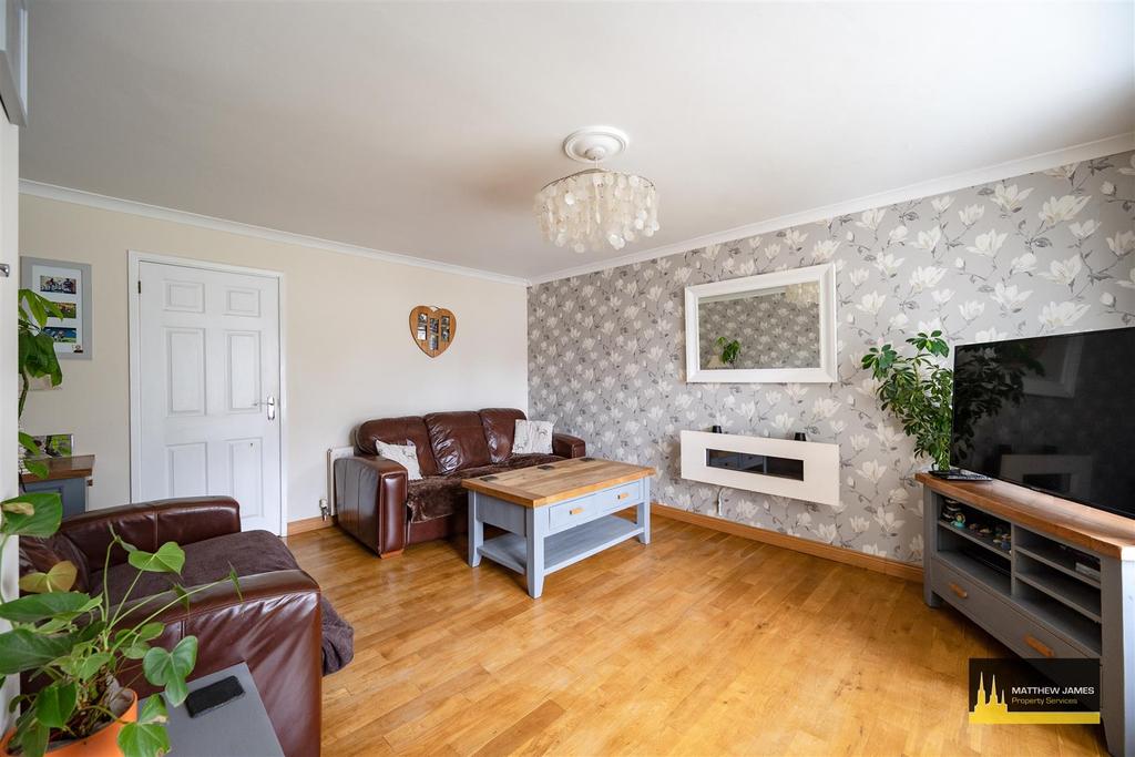 1 AD4 EE81-ECF8-465 B-88 CC-20 C2 D1 DAFB69.jpeg
