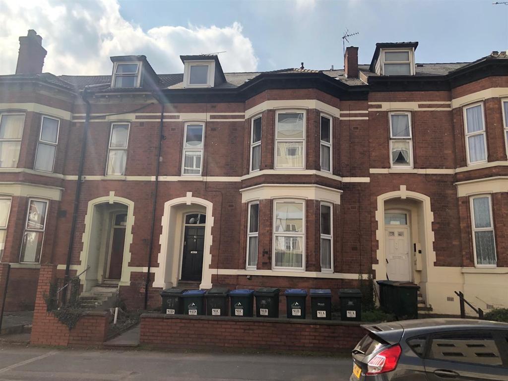 Holyhead Road, City Centre, Coventry Studio £600 pcm (£138 pw)