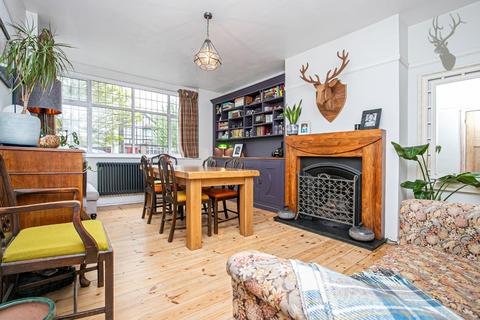 55 Morgan Crescent, Theydon Bois, Epping, CM16 7DU