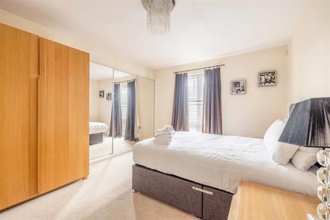 3 bedroom apartment for sale, Trevelyan Court, Windsor