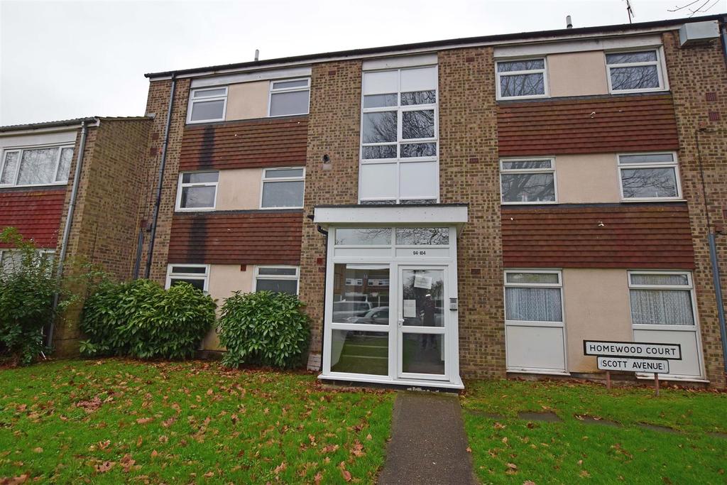Scott Avenue, RAINHAM 1 bed flat £750 pcm (£173 pw)