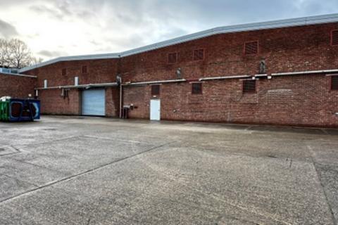 Industrial unit to rent, Unit 6, 5 Whiffler Road, Norwich, Norfolk, NR3 2AL