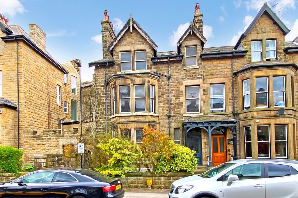 Hyde Park Road, Harrogate 6 bed townhouse for sale £350,000