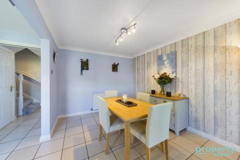 9 Station Gate, Glassford, Strathaven, ML10 6GB