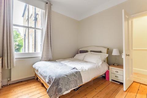 74 Trinity Road, London, SW19 8QZ