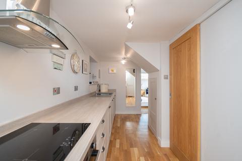 Lorne Cottage Perth Road, Gilmerton, Crieff, PH7 3LZ