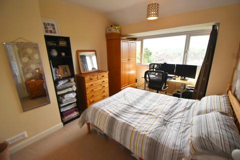 86 Stroud Road, Shirley, Solihull, B90 2JT