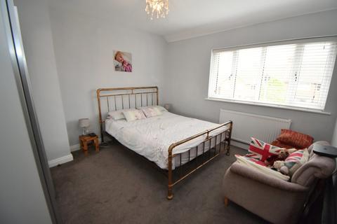 74 Gracemere Crescent, Yardley Wood, Birmingham, B28 0TZ