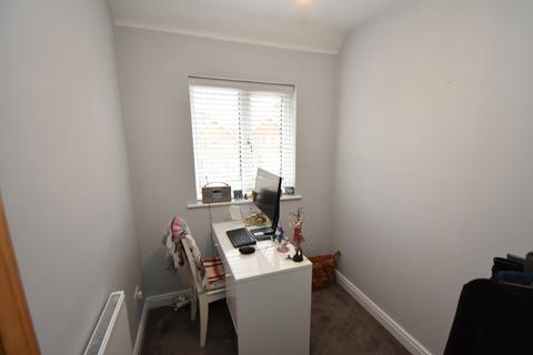 74 Gracemere Crescent, Yardley Wood, Birmingham, B28 0TZ