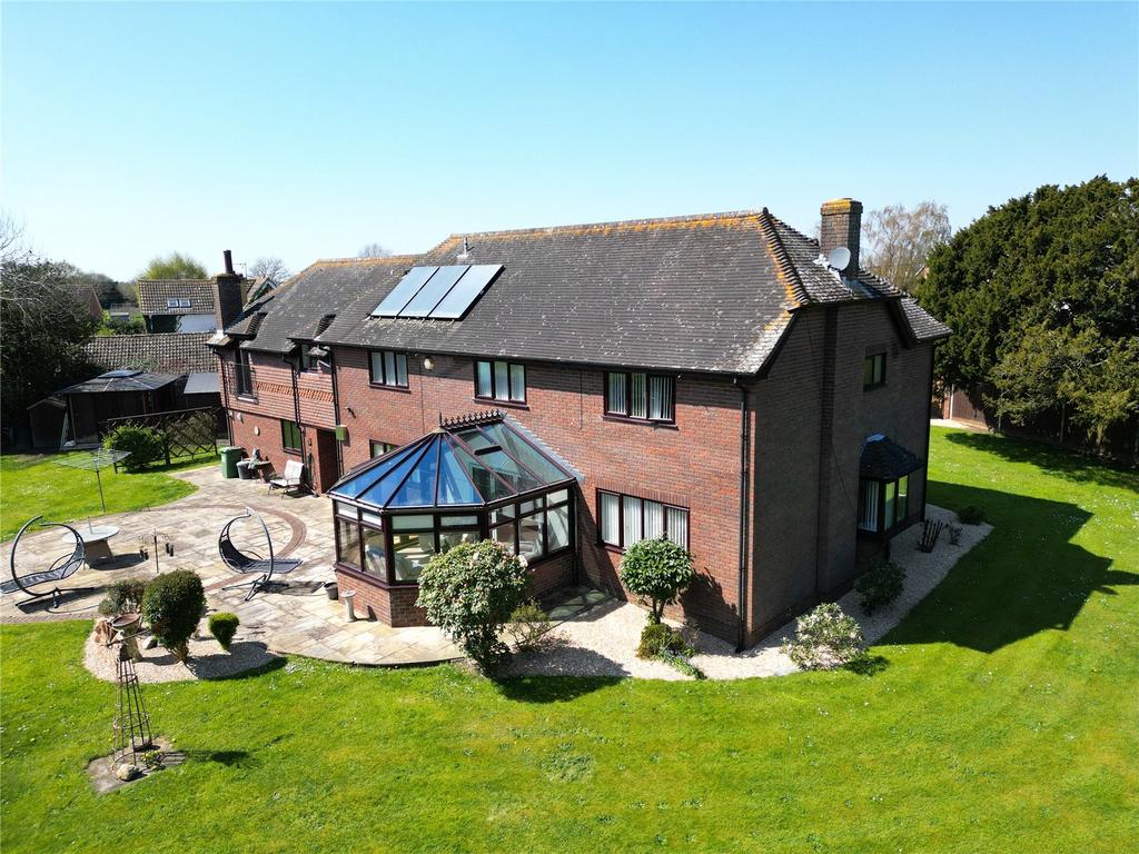 Wallace Lane, East Boldre, Brockenhurst, Hampshire, SO42 5 bed detached
