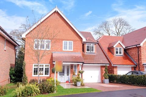 3 Elen Place, Bracknell, RG42 2AQ