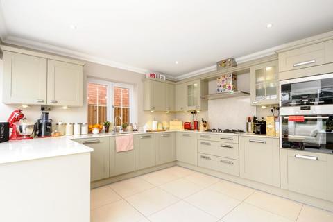 3 Elen Place, Bracknell, RG42 2AQ