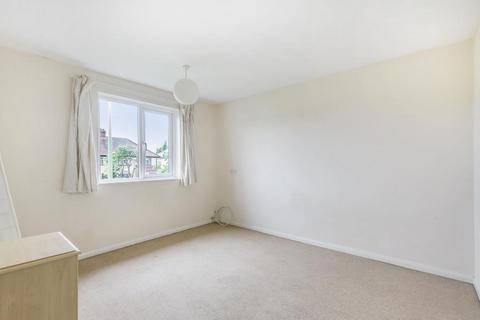 3 bedroom semi-detached house to rent, Hollow Way,  Headington,  OX3