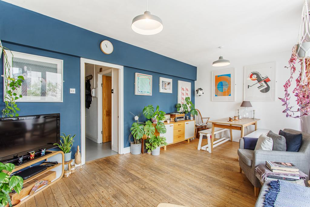 Reception/Dining Area